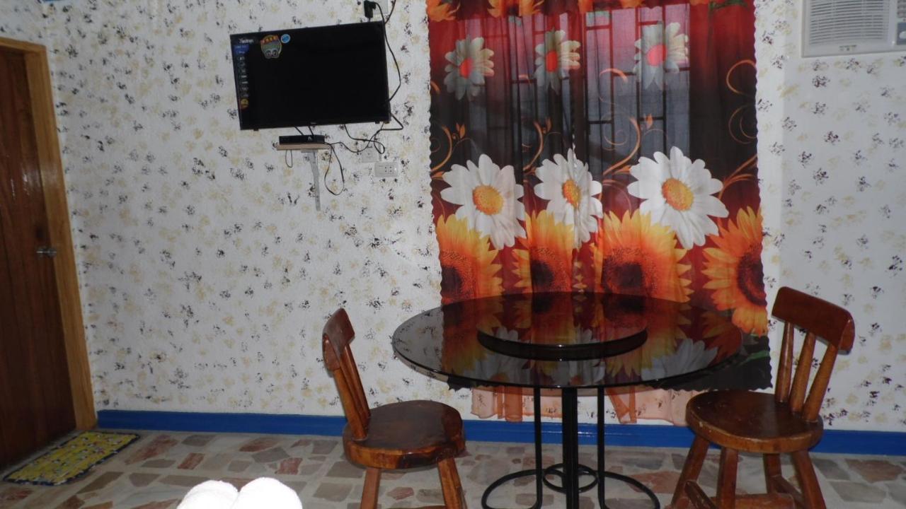 Daniela'S Place Angeles Luaran gambar